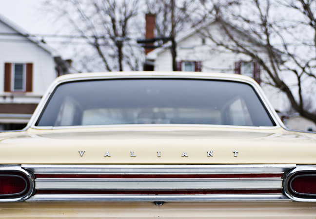 Plymouth Valiant Signet